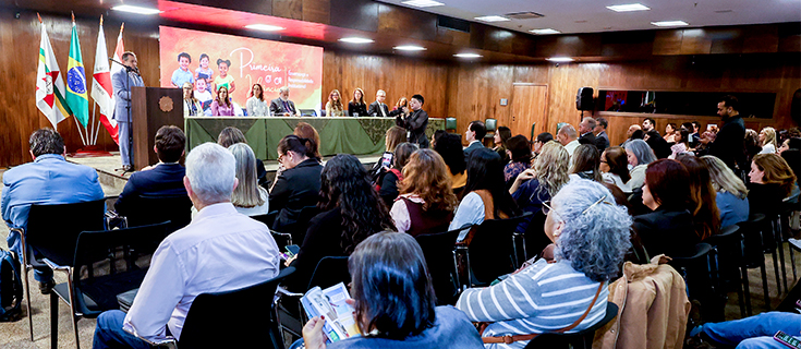 Iniciativa marca lançamento do livro "Travessias pela Infância e Juventude - Volume II"