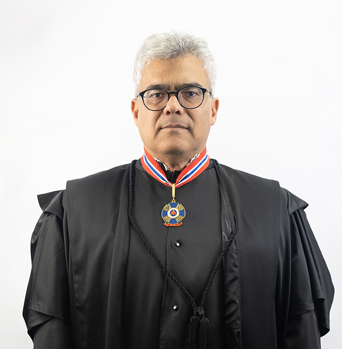 Foto do Desembargador do Tribunal de Justiça de Minas Gerais, desde 31/01/2022. Rui de Almeida Magalhães